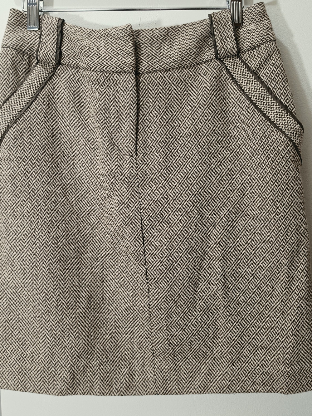 British Khaki Brown Beige Chevron Wool Tweed Skirt Size 4 Preppy Career Office